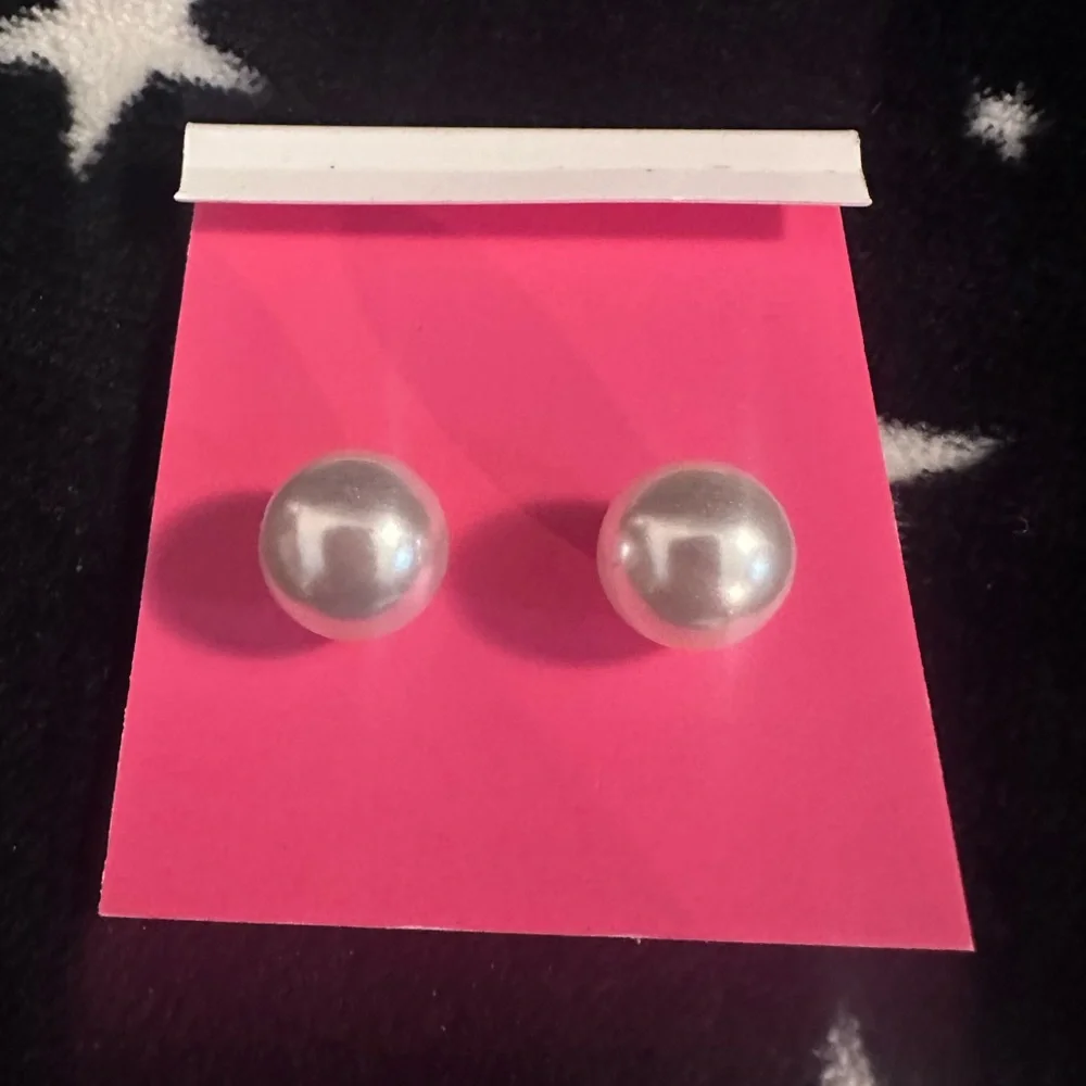 Set of 2–Kate Spade Gold and White Butterfly Earrings - Picture 2 of 2